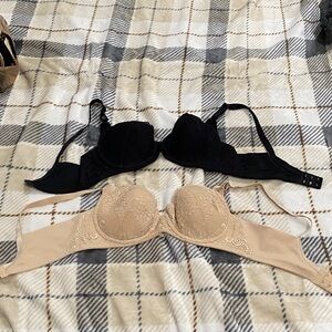 Wacoal D80 (D cup 80 cm - Elegant Black and Cream Lace Bras (like new)